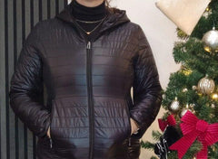 Giubbotto 100g nero con cintura e cappuccio