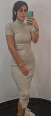 Vestito in maglina a costine con mezzo collo