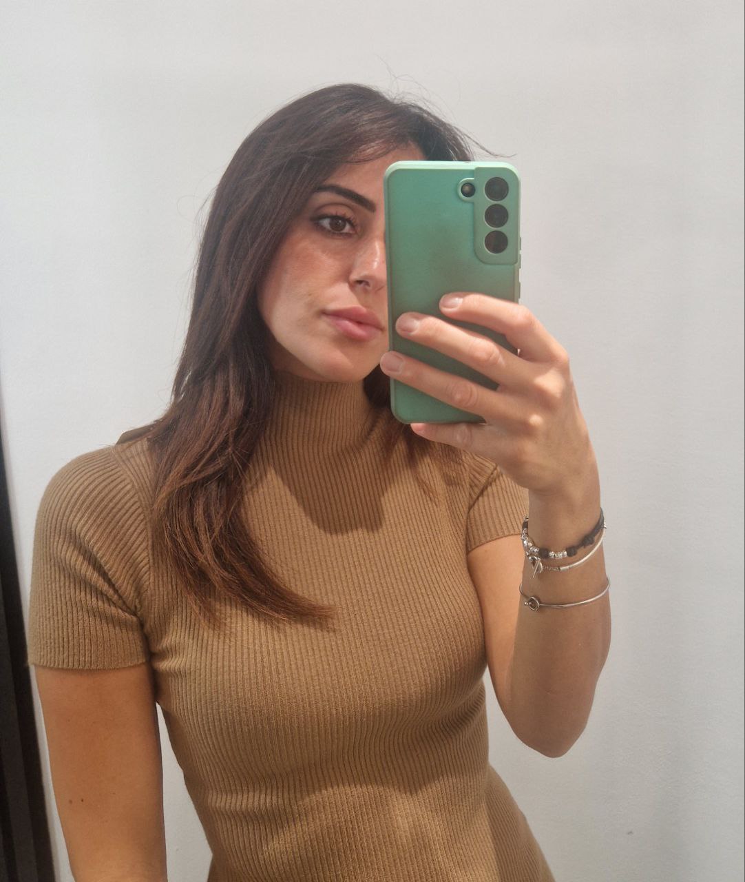 Vestito in maglina a costine con mezzo collo